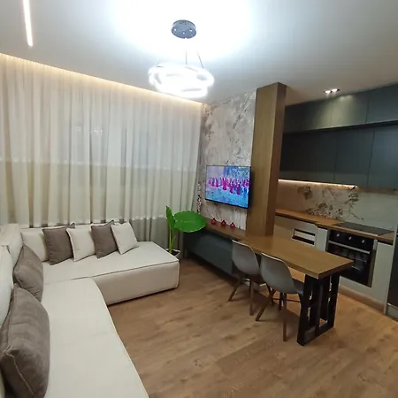 Ea's Luxury * Korce